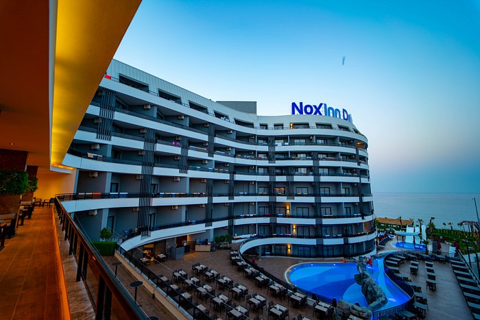 Noxinn Deluxe Hotel